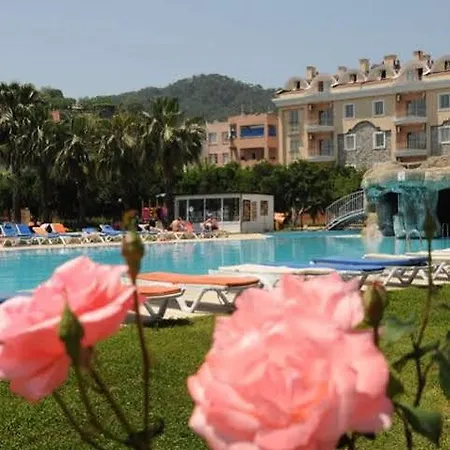Hotel Club Secret Garden